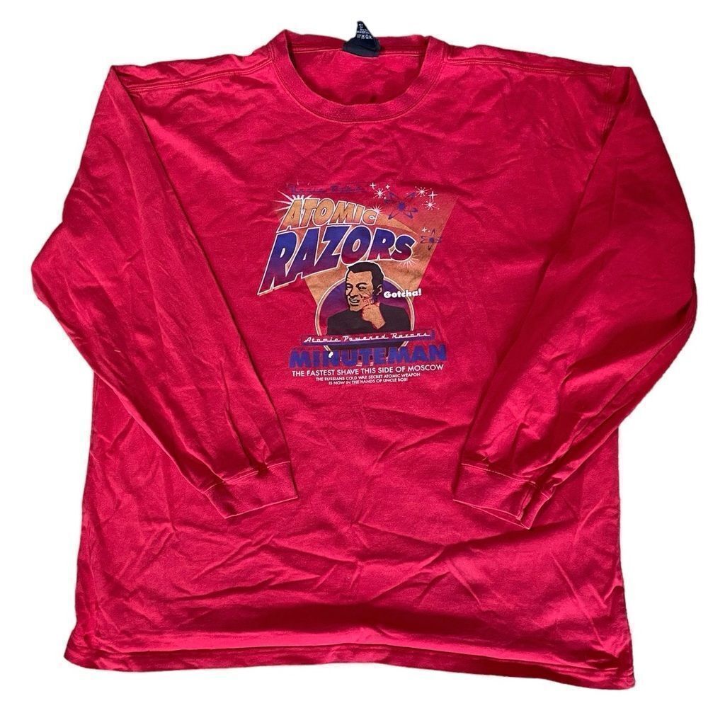 Vintage Uncle Bobs Atomic Razors Russia Tshirt